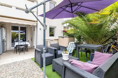 Image de Appartement dans residence de standing avec piscine