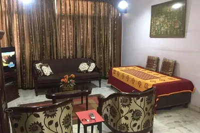 Image de Bel appartement à Hauz Khas près de points de repère importants à NewDelhi