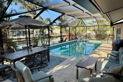 Image de Siesta Key mise à jour maison familiale avec belle piscine filtrée