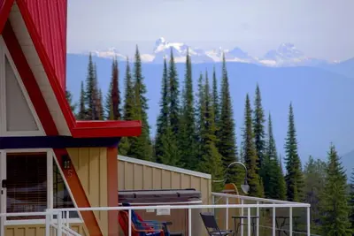 Image de Un loft au-dessus, ski in / out, 3 lofts, bain à remous privé