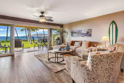 Image de Nouvelle Liste! La luxueuse Bella Mare à Puamana Lahaina Maui