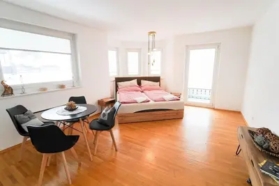 Image de Schlafgut Küssler - à 70m de cityXpress - Appartement / Appartement, douche et baignoire, vue sur lac