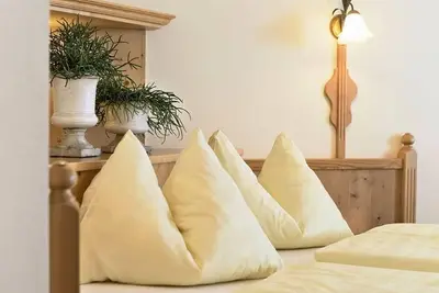 Image de Chambre double avec douche, Wc \"Dorfblick\" - Untermüllnergut, hôtel de campagne