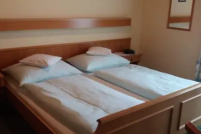 Image de Chambre double avec douche, Wc et Balcon - Maison Traudi