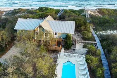 Image de Meilleure valeur en bord de mer sur Sgi! 4 Br / 2 Ba, piscine chauffée, spa et commentaires impressionnants!