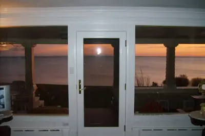 Image de Magnifique front de mer 10 chambres victorienne Beach House face à l'océan