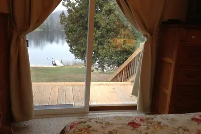 Image de Planifiez l'automne et au-delà @ une maison de lac privée moderne près de charmantes villes du nord