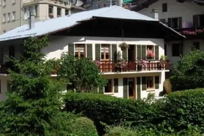 Image de Appartement dans maison individuelle avec jardin 2 étoiles