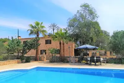Image de Maison \/ villa - Es Llombards