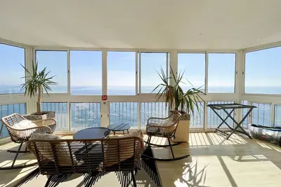 Image de 100 m2 above the Mediterranean, high-end apartment