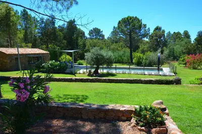Image de Charming stone house 10 pers. on huge plot + heated pool