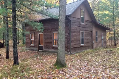 Image de Peace Lodge - Cabane en rondins taillés à la main dans les bois