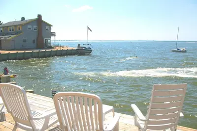 Image de Bayfront avec Hot Tub! - Surf City, magnifique vue sur la baie et couchers de soleil spectaculaires! !