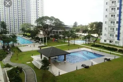 Image de Condo Jazz Br Grass Residences 1 Br avec balcon