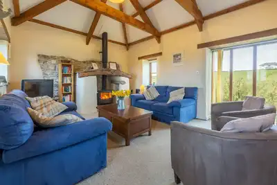 Image de Spring Barn est une ravissante conversion de trois chambres.