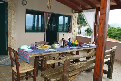 Image de Vgorada, maison crétoise à Νature