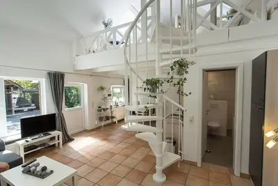 Image de Loft avec jardin + cheminée dans la maison centenaire Niederrhein Ruhrgebiet