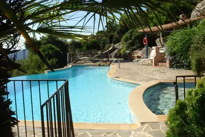 Image de Grande maison avec piscine privée au calme avec vue sur le golfe de Santa Giulia