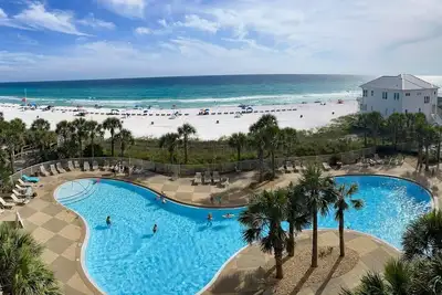 Image de 'Goin' Coastal '3br / 2ba # 405 avec Wifi, service de chaise de plage et garage