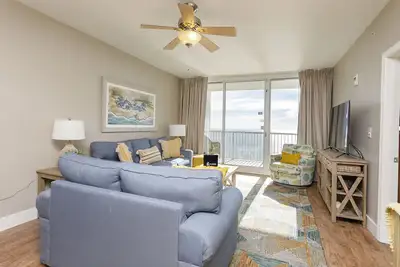 Image de Majestic Tower 1 2004 ~ Incroyable Condo Remplissage rapide ~ Rsvp Asap!
