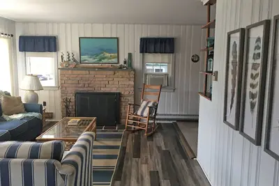 Image de Cape Cod dans Lehyc District, près de Bay Village, pour 14 personnes