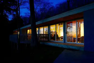 Image de Bonne Hart Beach House sur le lac Michigan. Cottage avec plage privée et meilleures vues!