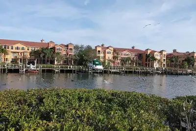 Image de Presque Paradise-Grand Venezia-2br 2Ba-1140
