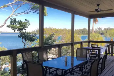 Image de Retraite au bord de l'eau tropicale dans le village historique de Longboat