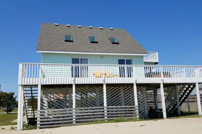 Image de Oceanside 3br / 2Bath maison avec de superbes vues et 3 min à pied d'un accès facile à la plage