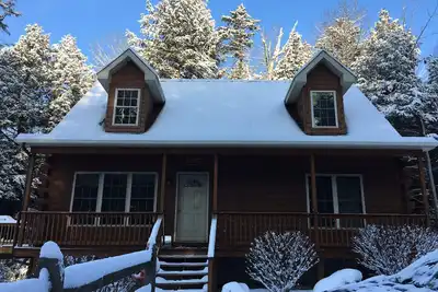 Image de Évadez-vous dans les montagnes sur 5 hectares, à 5 minutes de Windham Resort w / all