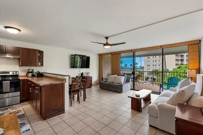 Image de Kihei Alii Kai A 302 - ÉNORME véranda! Kamaole Beach est à quelques pas -Une chambre une salle de bain