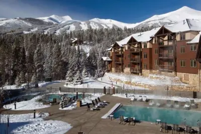 Image de ~ Réveillon du Nouvel An sur Mtn! ~ Ski in / Out Luxury Resort / Spa * DÉC. 28, 2019-4 Janv 2020