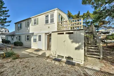 Image de Une maison de la plage - Écoutez l'océan - Beach Haven Gardens Duplex