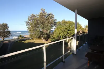 Image de Beachfront 3- 3/12 Bundella Ave Lc