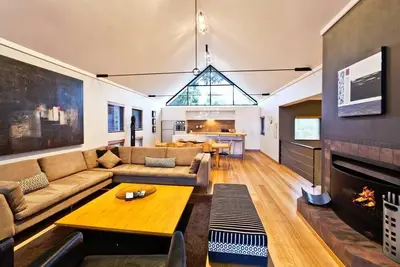 Image de Whitehaven Stylish Group Retreat with Ocean Views