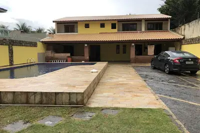 Image de Maison avec balcon