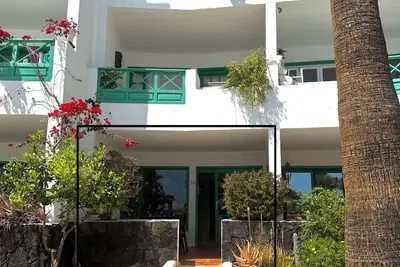Image de Fully fitted ground floor apartment in private complex Costa Teguise, L