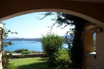 Image de maison \/ villa - Golfo Aranci