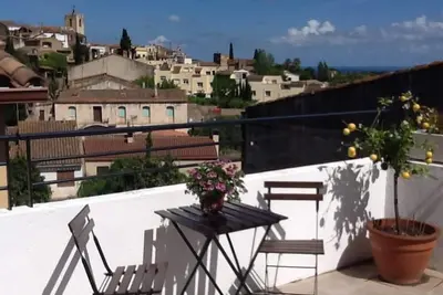 Image de Villa calme et lumineux, près de Barcelone, la plage et de Corredor con wifi