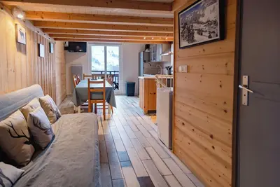 Image de Rare : Triplex 12 personnes, accès direct ski aux pieds, tout confort