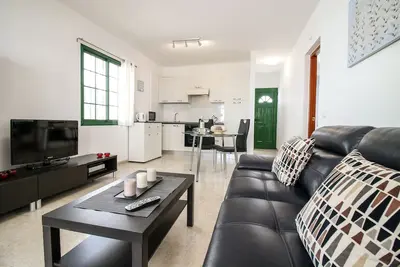 Image de Bungalow Appartement avec Piscine communautaire - Home from Home