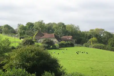 Image de Magnifiquement converti Oast House dans un cadre idyllique