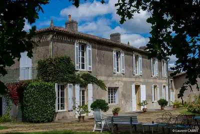 Image de La Ligassonne, Grande Maison, Calme, à 25 km de Bordeaux