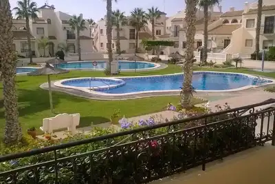 Image de Hébergement avec deux piscines partagées