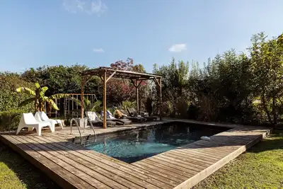 Image de Promo Charmante Maison De Village! Piscine chauffée et spa, jardin, St Emillion