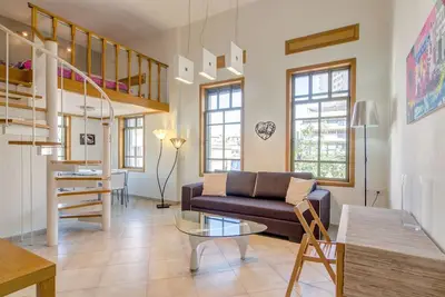 Image de Promo Tel Aviv à  200 metres de la plage dans très  bel immeuble classé