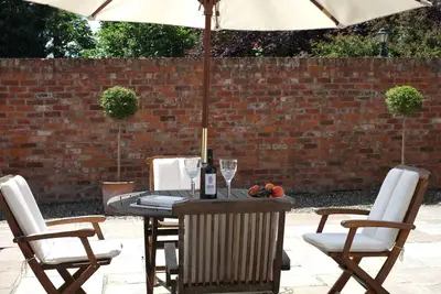 Image de Winsall Court Ii. . . Grange conversions sur le bord des Yorkshire Wolds.