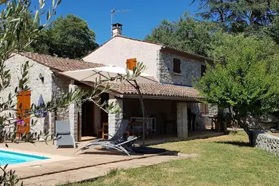 Image de Labeaume (07) - Jolie maison dans un village de caractère - Piscine