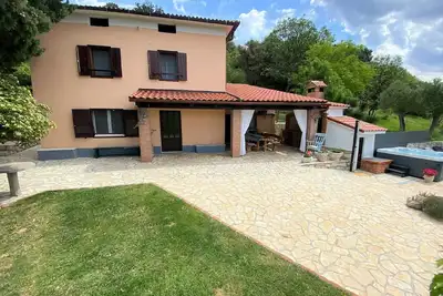 Image de Maison de vacances Supetarska Draga pour 1 - 6 personnes avec 3 chambres à coucher - Maison de vacan