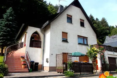 Image de Appartement pour 4 P. à Bad Schandau à partir de 36 € / nuit incl. Nettoyage, parking, sans fil